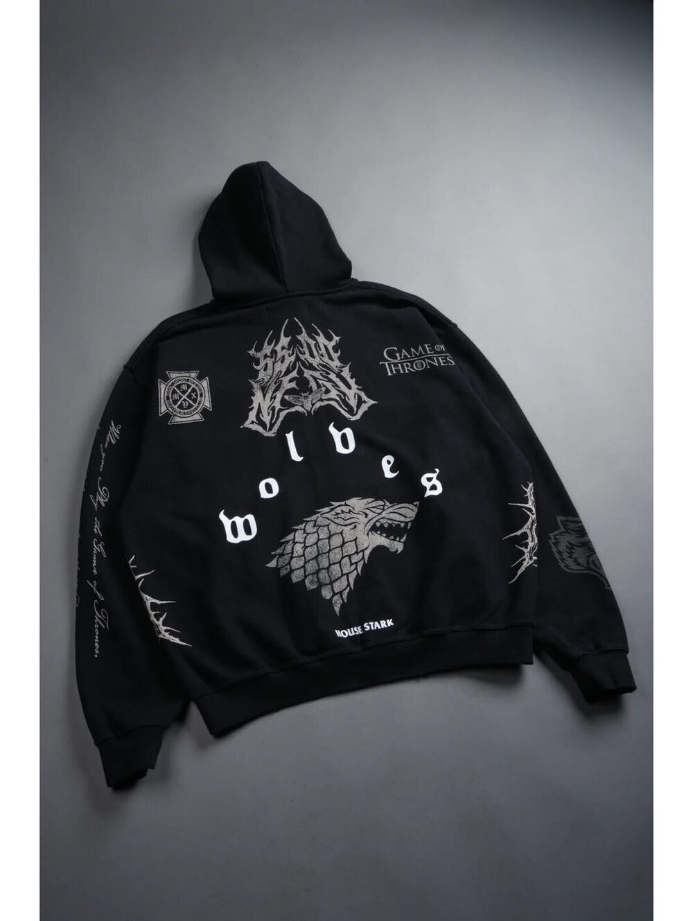 KING OF THE NORTH GRUNGE MOATIS ZIP HOODIE IN BLACK (S)